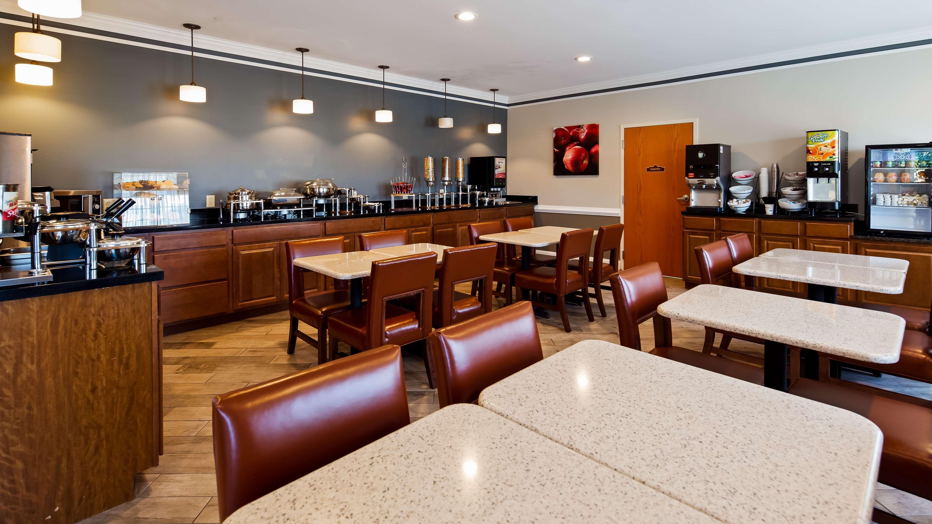 Best Western Plus Hannaford Inn & Suites Cincinnati Exterior foto