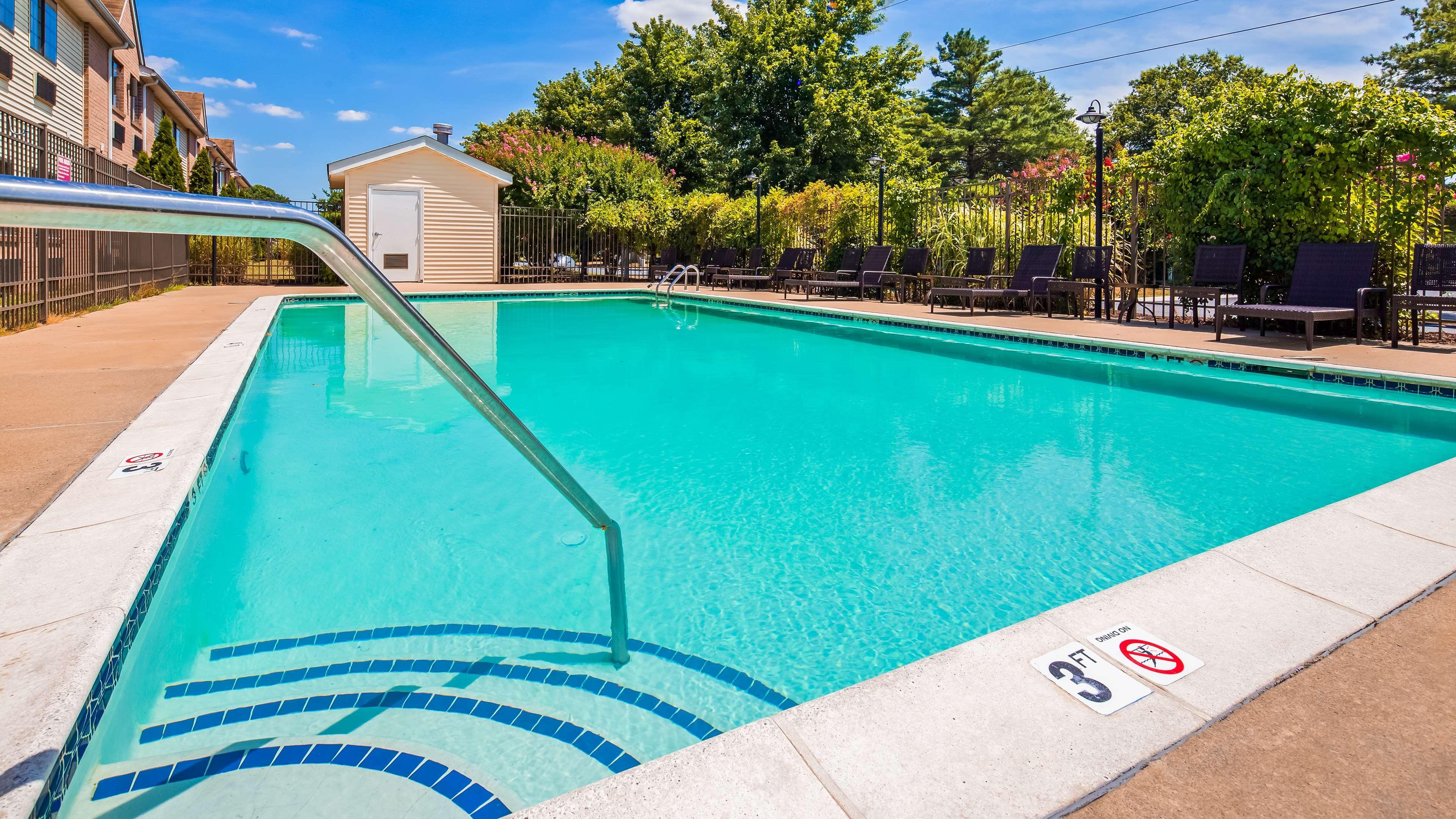 Best Western Plus Hannaford Inn & Suites Cincinnati Exterior foto