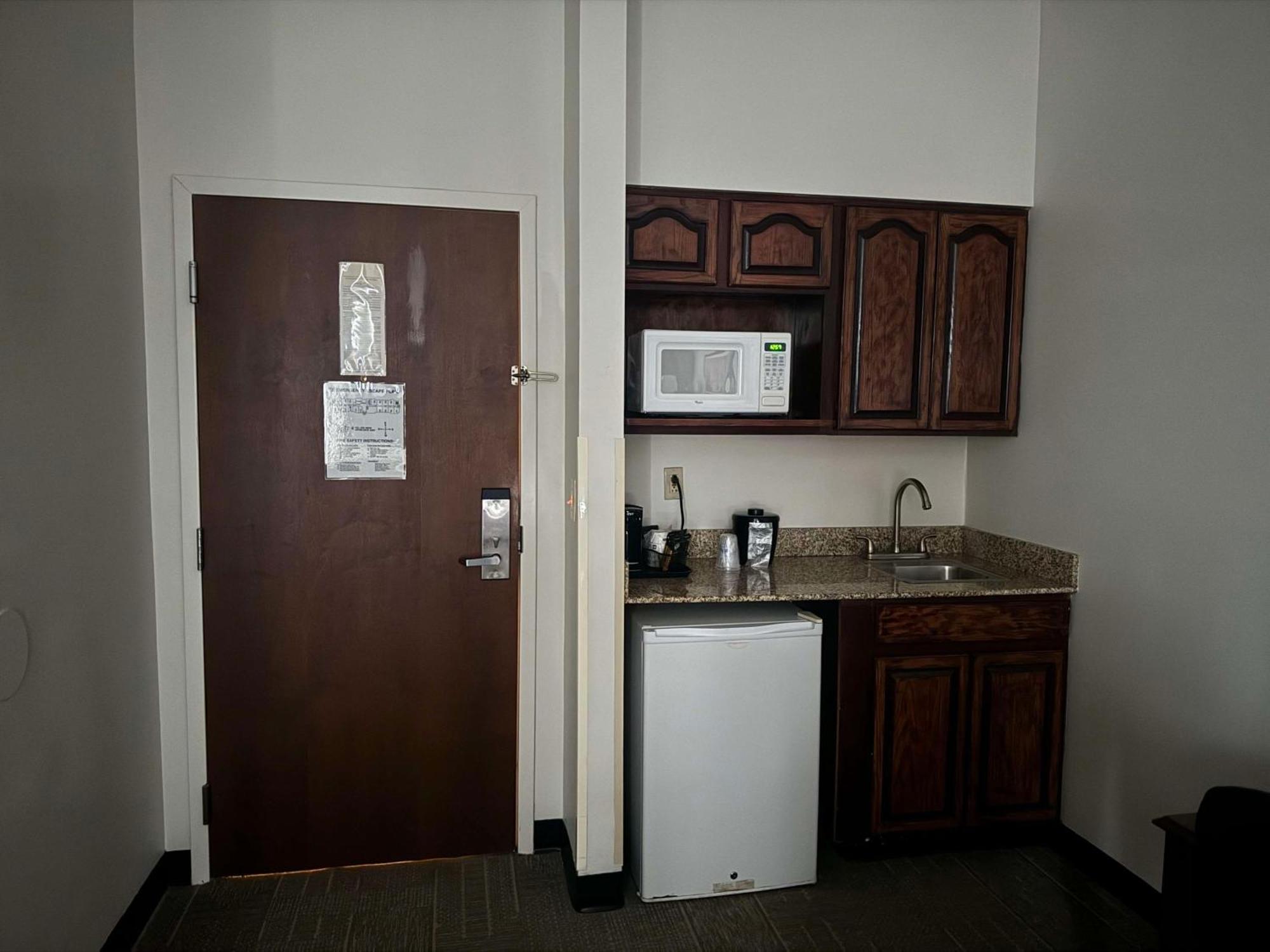 Best Western Plus Hannaford Inn & Suites Cincinnati Exterior foto